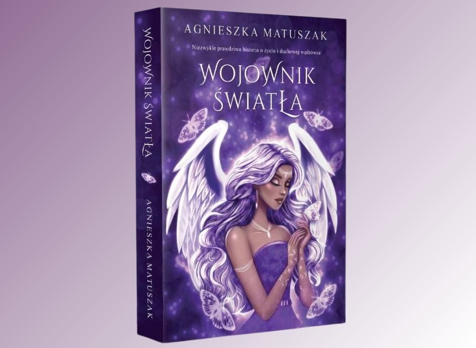 Jak powstawała autobiografia duchowa „Wojownik światła”? O kulisach i planach na przyszłość opowiadam w wywiadzie na Czyt-NIK.pl.